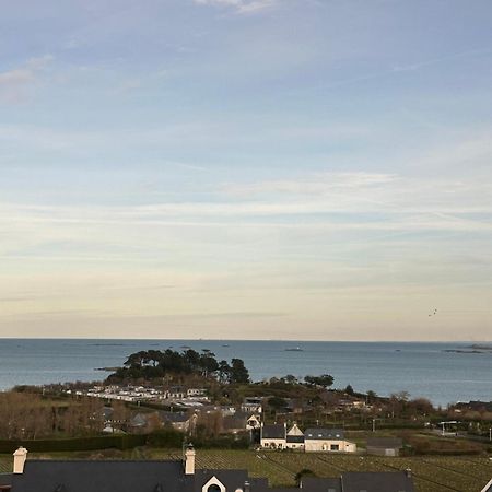 Les Bords De Mer Saint-Pol-de-Leon Bagian luar foto